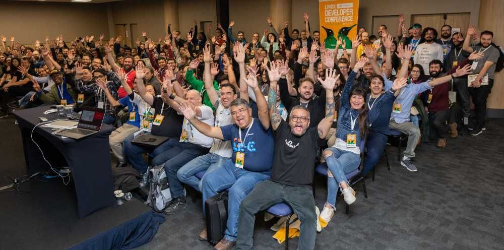 linuxdev-br conference tweet media