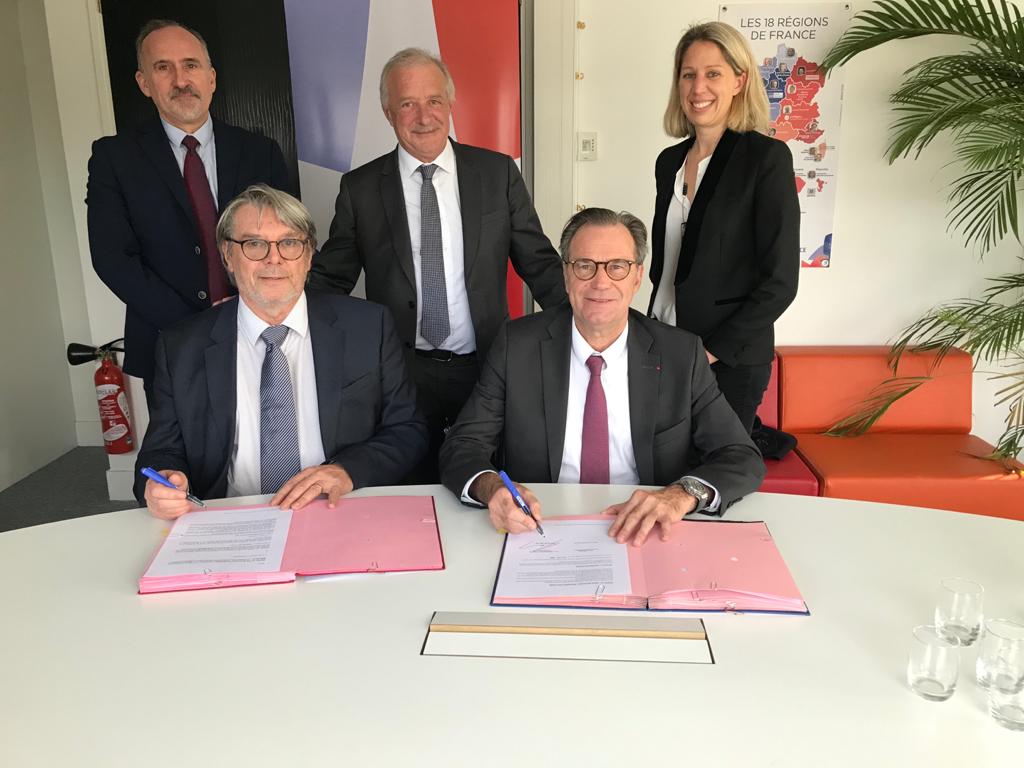 Signature d'un partenariat REUNIR / Région de France

#regiondefrance #partenariat #mobilite

dixit.viareunir.com/article/3705