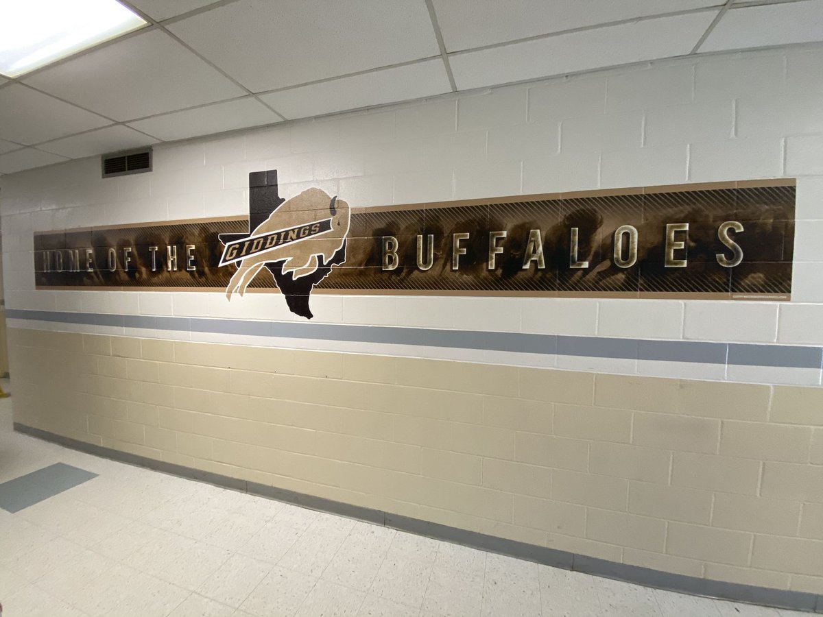 waterboy_tx's tweet photo. Oh give me a home where the Buffalo roam @GiddingsIsd
#webrandbig #athletics #sports #sportsbranding #waterboygraphics #customgraphics #customdoors #customentrances #customwindows #customwalls #giddings #buffaloes https://t.co/MyvE8ljDWr