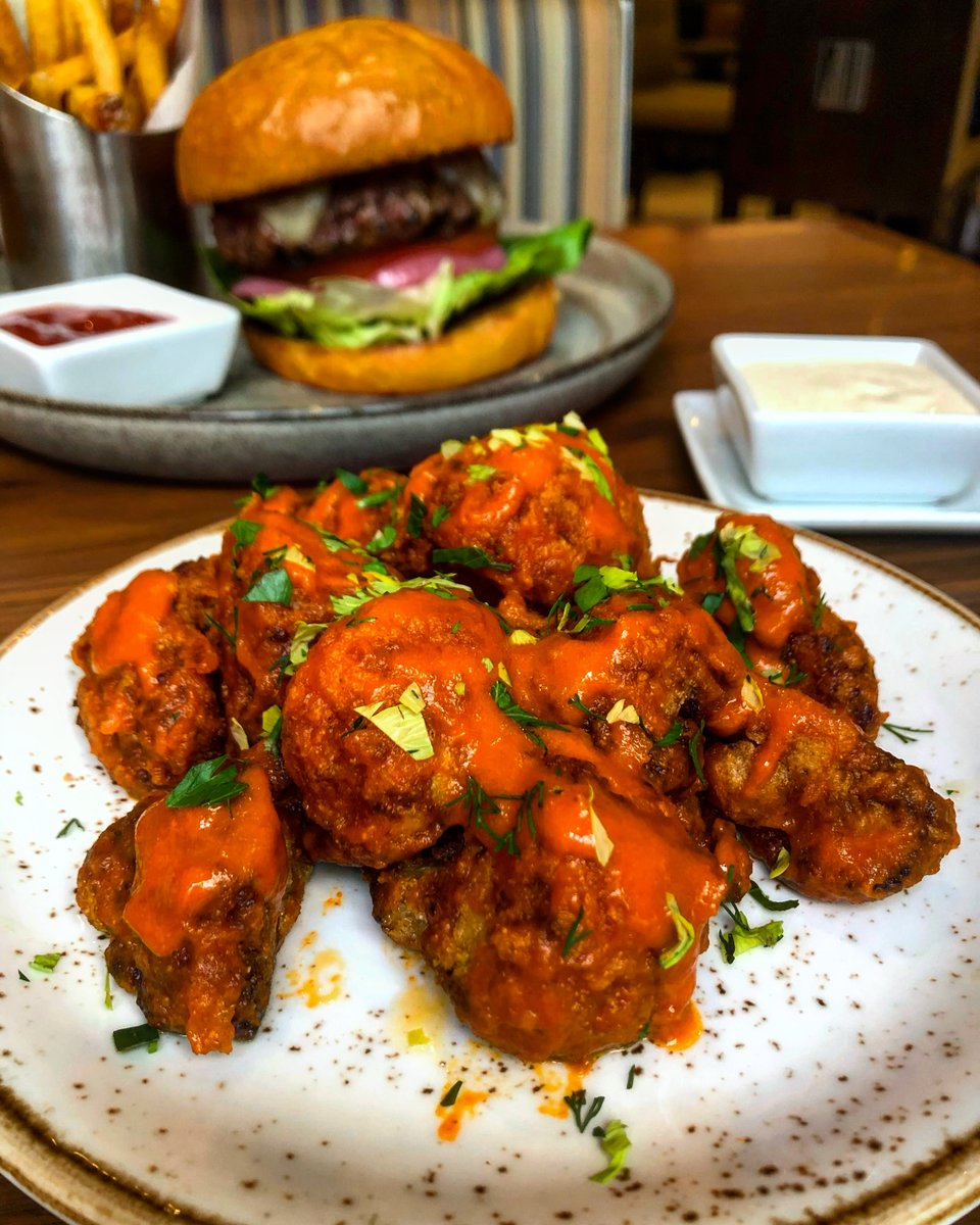 Meat eaters &amp; vegetarians, we’ve got you both covered for happy hour!

Buffalo chicken or cauliflower bites with buttermilk blue cheese dip.