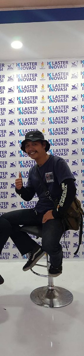 hariwangsa2's tweet image. Bosnya pemulung.