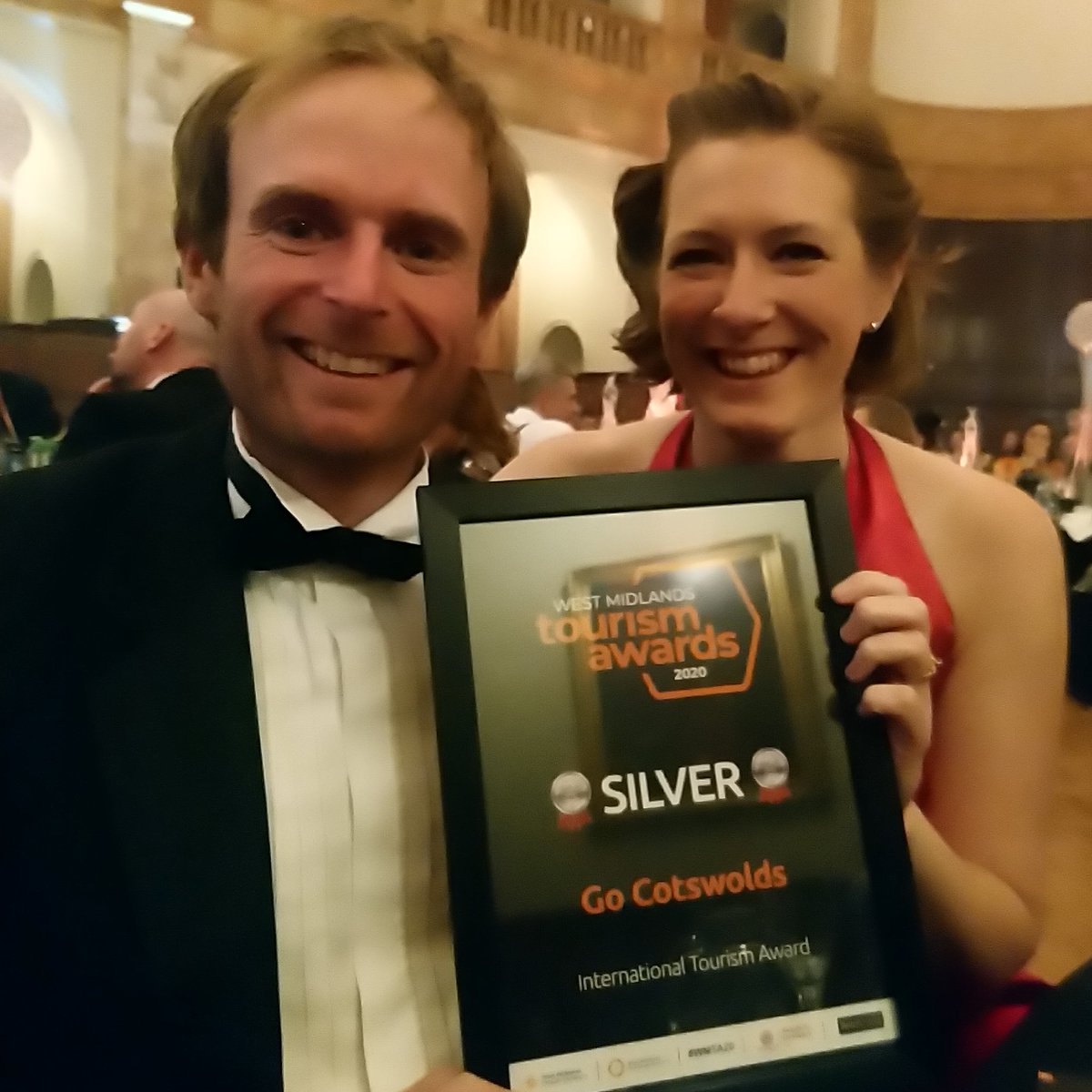 Go_Cotswolds's tweet photo. Still buzzing from Wednesday night when we received a Silver Award for International Tourism at the #WestMidlandsTourismAwards! 🤩 Read more & find out who else was awarded in our latest blog post: https://t.co/3L8gGnKmWx #shakespearesengland #experienceoxfordshire #WMTA20 https://t.co/oRNNVkG85i