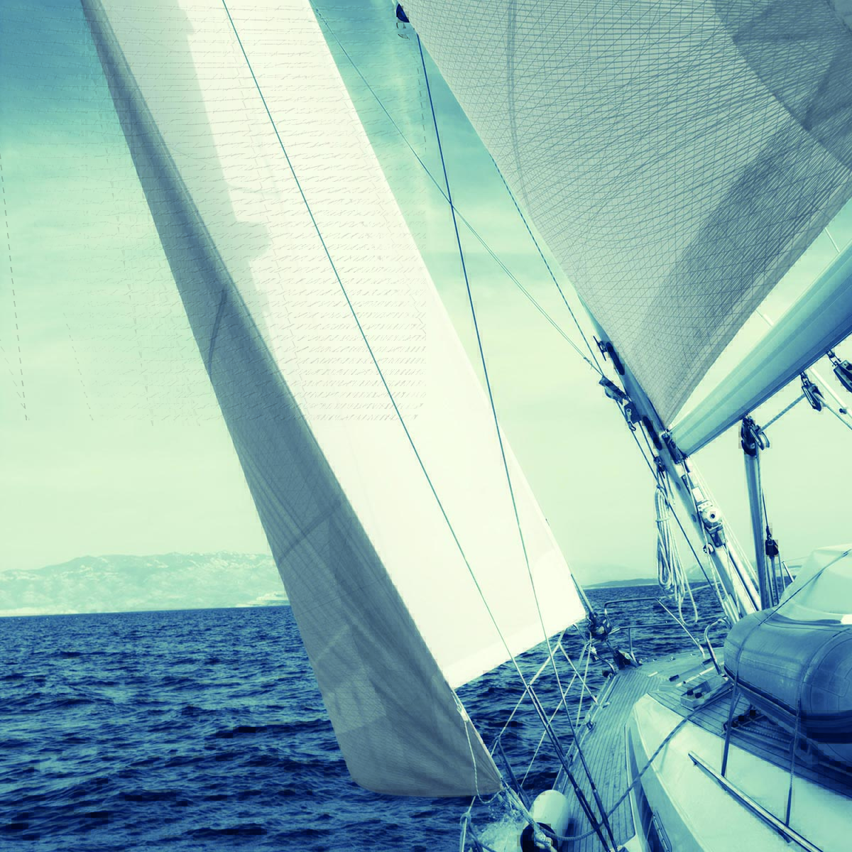 White is the color of light. Tactile, velvety and Mediterranean like Aire Outdoor in its different versions of armchairs, lounge chair and chaise lounge. Resistant, comfortable, easy to maintain. Also in white, the color of light.
#andreuworld #aire #stories #colors #white