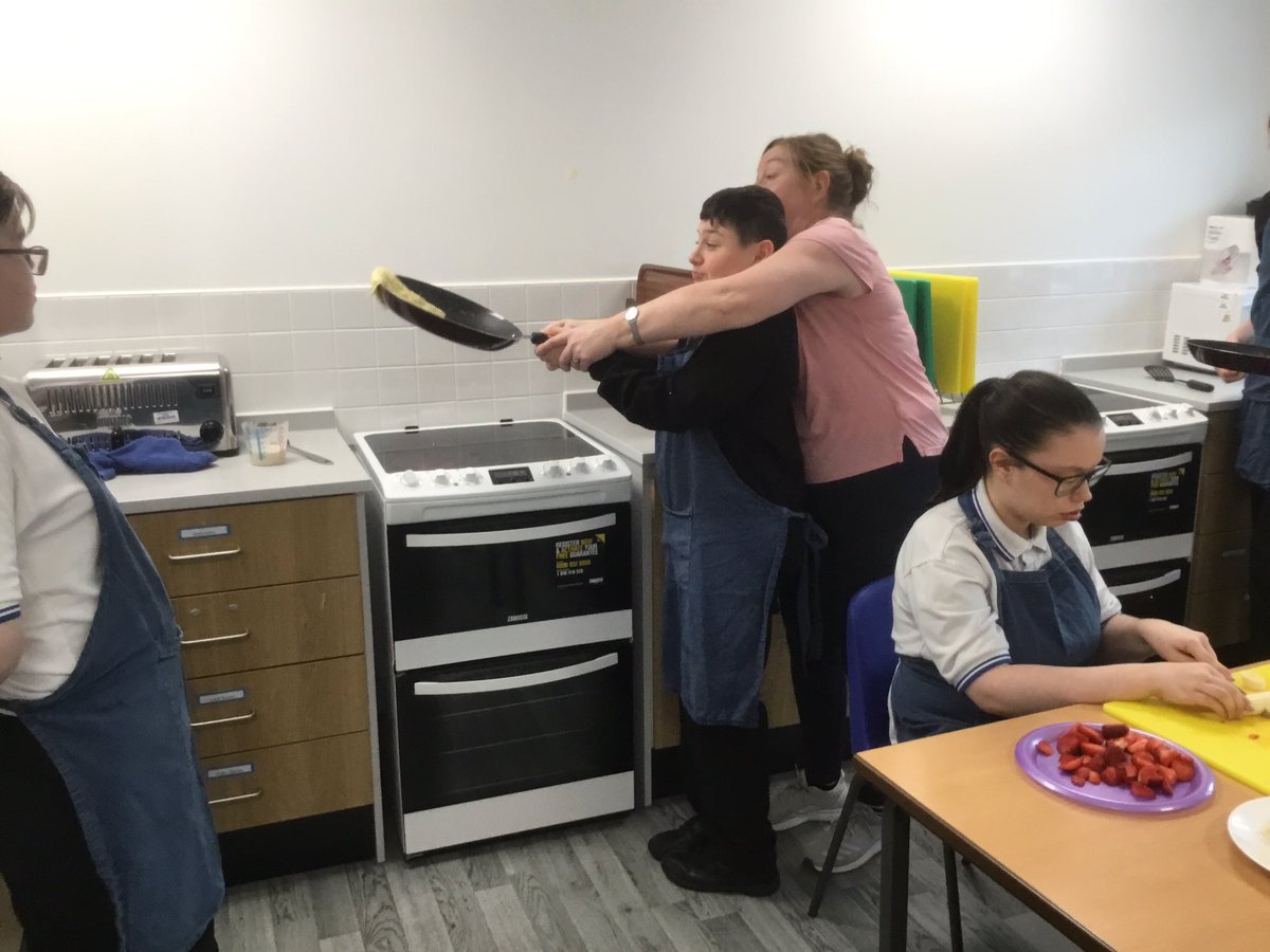 islwynsrb's tweet image. In amongst the hard work preparing for Eisteddfod fun was had in the base with making pancakes and taking part in pancake races! #competitivefun