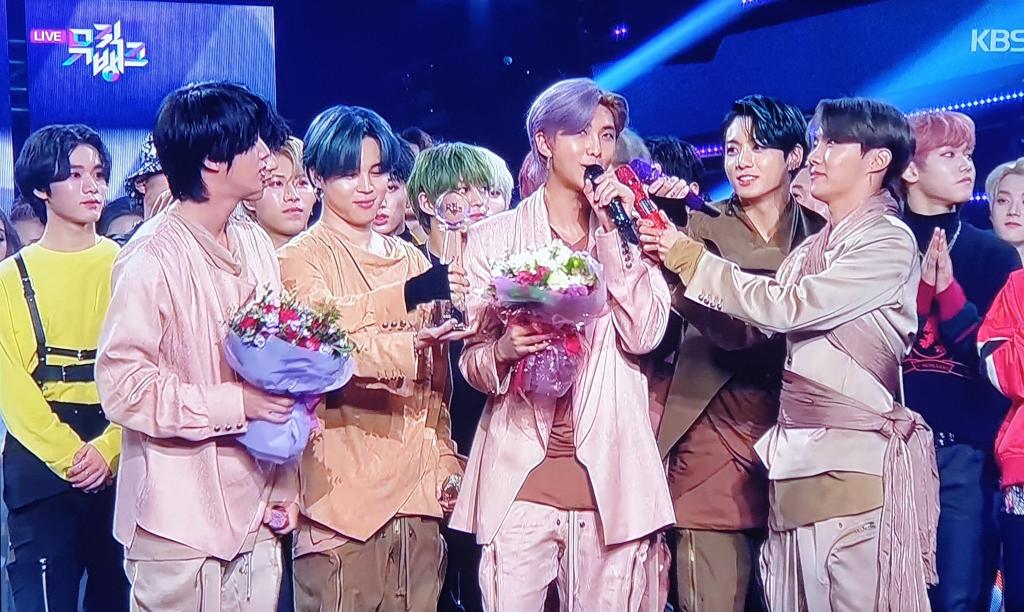 [59/366]congrats kings! :)  #ON1stWin  #BTS  #MAP_OF_THE_SOUL_7