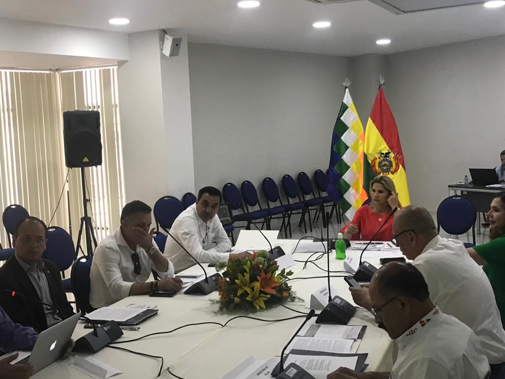 ScConaltid's tweet photo. En la sesión del CONALTID se aprueba la nueva Estrategia Nacional Contra el Narcotráfico y la economía ilegal de las drogas. #UnidosLibresDeDrogas
#MinisterioDeRelacionesExterioresDeBolivia
#MinisterioDeLaPresidenciaBolivia
#MinisteriodeGobiernoBolivia
#MinisteriodeSaludBolivia https://t.co/J4YdWswhlS