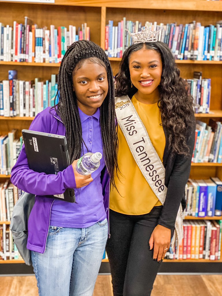 gbelindamartin's tweet image. Brianna Mason, @MissAmericaTN, came to speak at @BHS_Excellence this morning! She talked about the importance of sacrificing to reach your goals and even inspired some of our girls to consider running in the future! What a role model. 

#OppZoneWins20 #BHSExcellence
@HCSOppZone