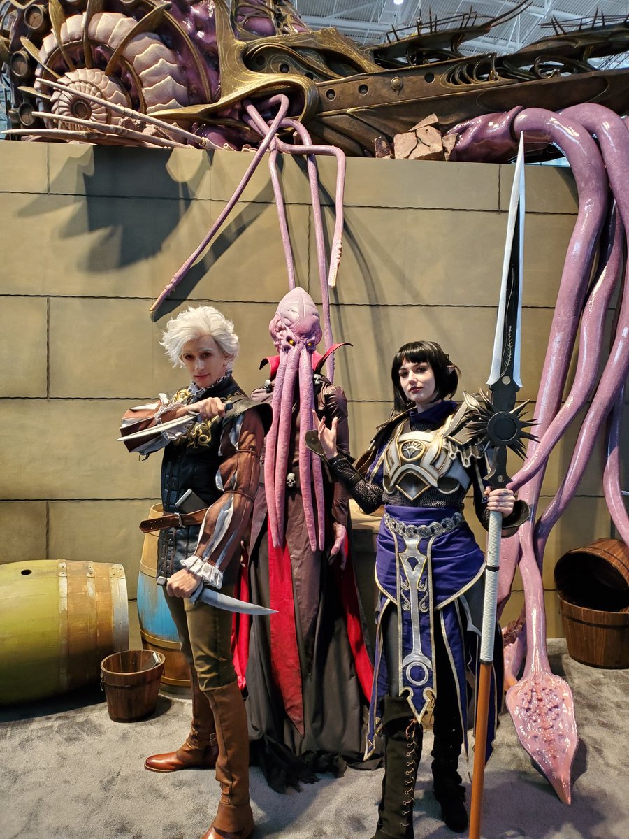 baldursgate3's tweet photo. If you're at #PAXEast, make sure you come visit us at booth 14039 to check out a live gameplay demonstration of BG3! We will be running them all day long.  And make sure you get a picture with our Mind Flayer and cosplayers! https://t.co/EjRik1HB6k