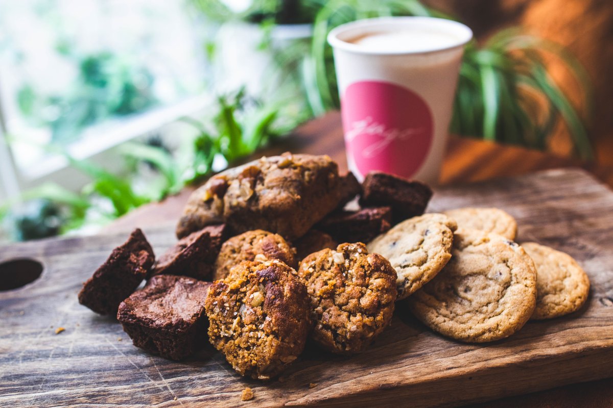 We ❤️ sweets! Treat yourself this weekend with one of our many housemade sweet treats, you deserve it