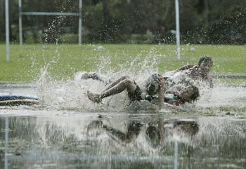 This evening's junior training at 6:00pm is having to be unfortunately be called off due to the floodlit training pitch not being usable after all the recent rain! 😞

(the main pitch for tomorrow's mens team home game is still OK!)