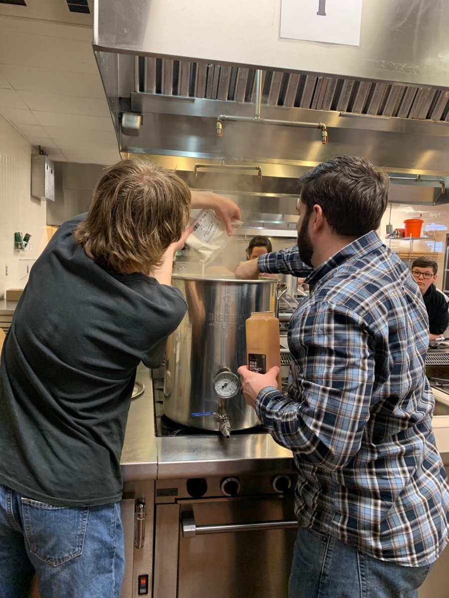 HospitalitySCCC's tweet photo. It’s Brew Day on campus! Fundamentals of Brewing class with Professor Larkin starting off with a Pale Ale kit brew to emphasize process.
#proud2bsunyschenectady #whatbrewsinyou #craftbeer #brewschool #howyoubrewing https://t.co/8VF73eeWDB