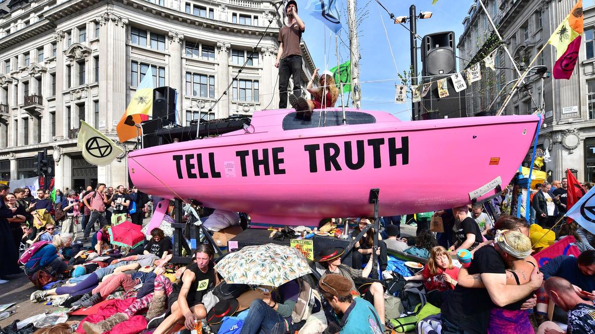 Space_Doctors's tweet photo. As a cry for change increasingly becomes part of the everyday, so too do the symbols we charge with meaning. 
Harry Kinnear decodes the familiar symbology of contemporary protest. Read the full article here: https://t.co/aRGLbbcCdj https://t.co/PnoFaBoQ7a