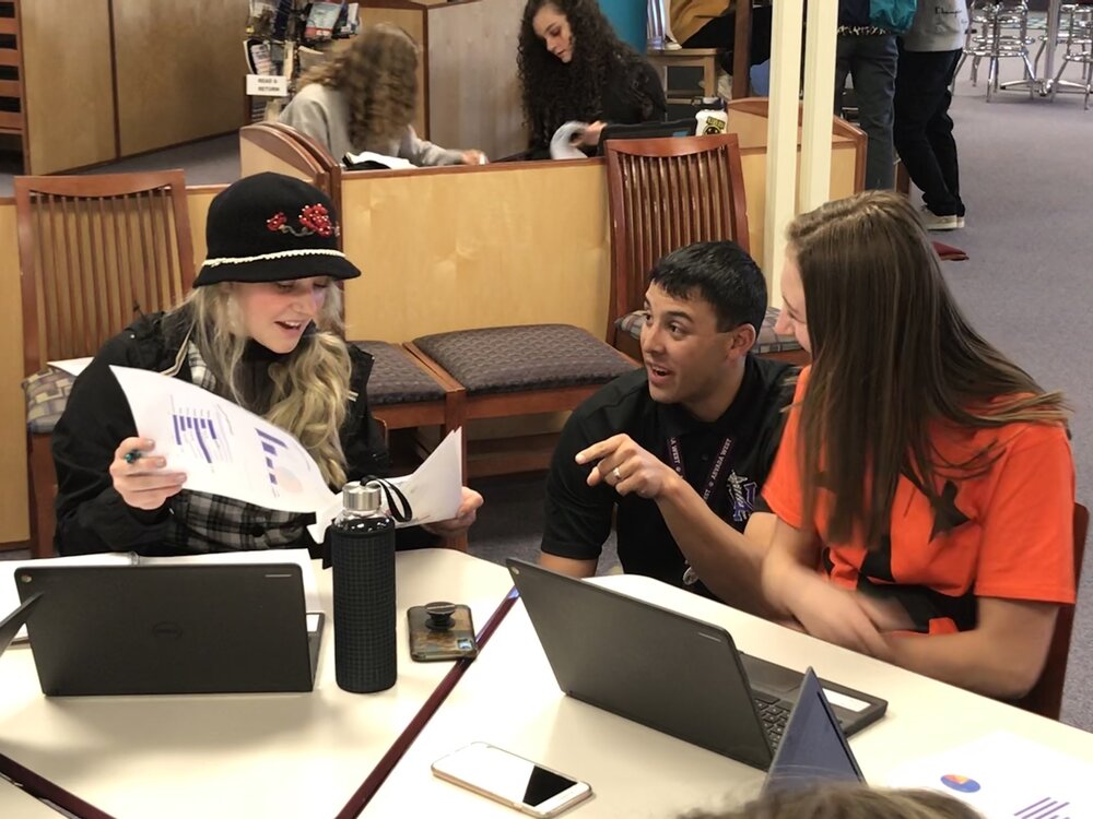 "For students to be successful today, they must have more than content knowledge. Students need to apply knowledge to the world around them + adjust their understanding based on experience." Read more from <a href="/JeffcoSchoolsCo/">Jeffco Public Schools</a> teacher Jordan Whittington: americaachievesednetworks.org/educator-voice…