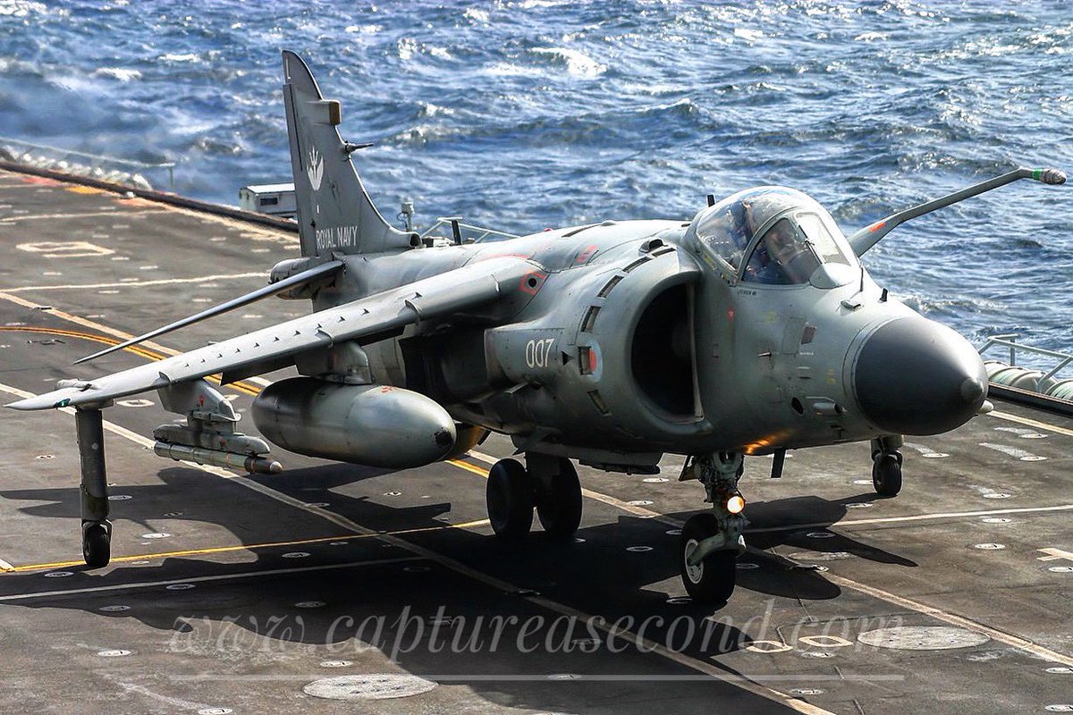 Onboard HMS Illustrious, 2005. #seaharrier #royalnavy #launch #launchtime #harrierfriday #harrier #airpower #fighter #fastjet #aviation #avgeek #captureasecond <a href="/HarrierPres/">Harrier preservation</a> <a href="/IllustriousAsso/">HMSIllustriousAssoc</a>