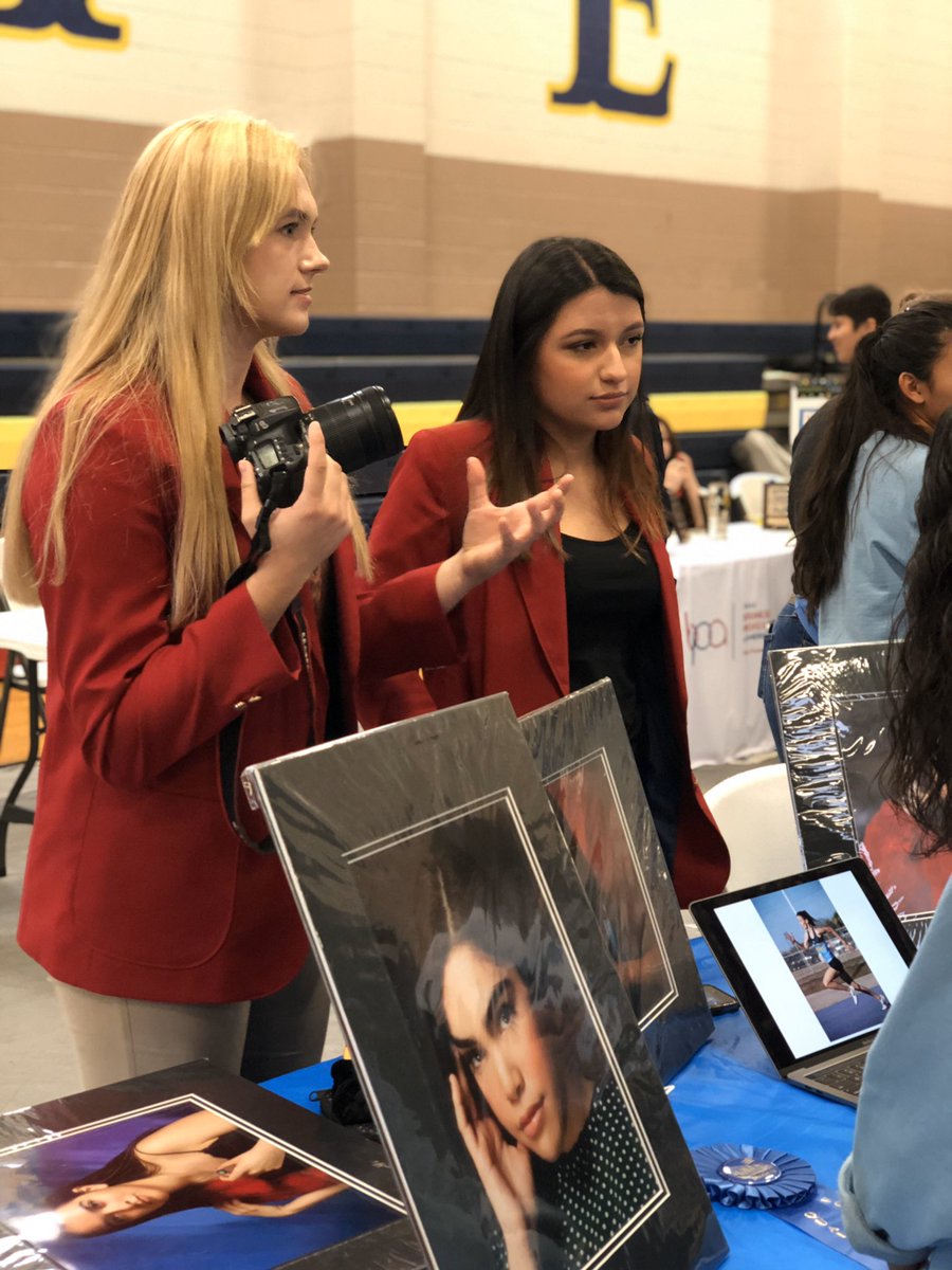 CTE students at <a href="/cobras047/">Cathey Middle School</a> Cathey MS Career Fair <a href="/Pride_Mustangs/">Pedro Alvarez, Jr.</a> <a href="/BeccaBechtold/">Rebecca O. Bechtold</a> <a href="/McAllenISDCTE/">McAllen ISD CTE</a> #misdctetweets