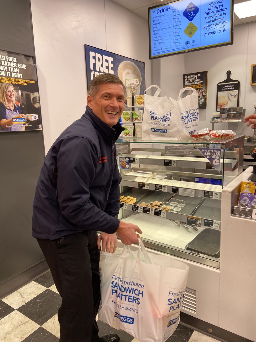 HuwJakeway's tweet image. Another busy afternoon in Joint Fire Control with flooding across South Wales @SWFireandRescue @mawwfire 

So we’ve done a food run for everyone. Thanks to @GreggsOfficial Bridgend Industrial Estate, you were amazing