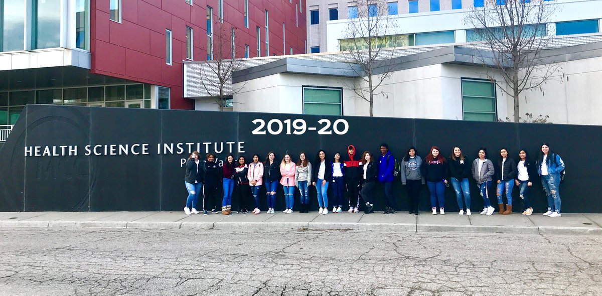 CoxVHSci's tweet image. Five years ago, #isdstrong biomed Ss went to our first @KCHealthTracks field trip to @HealthScienceKC. Thanks to everyone who has made the past five years possible! @STEMKC @wcmissouriahec #vhfalcons @ISDAcademies @Vanhorn_falcons @HOSA_VANHORN @VHSTEM @MOHOSAOfficial
