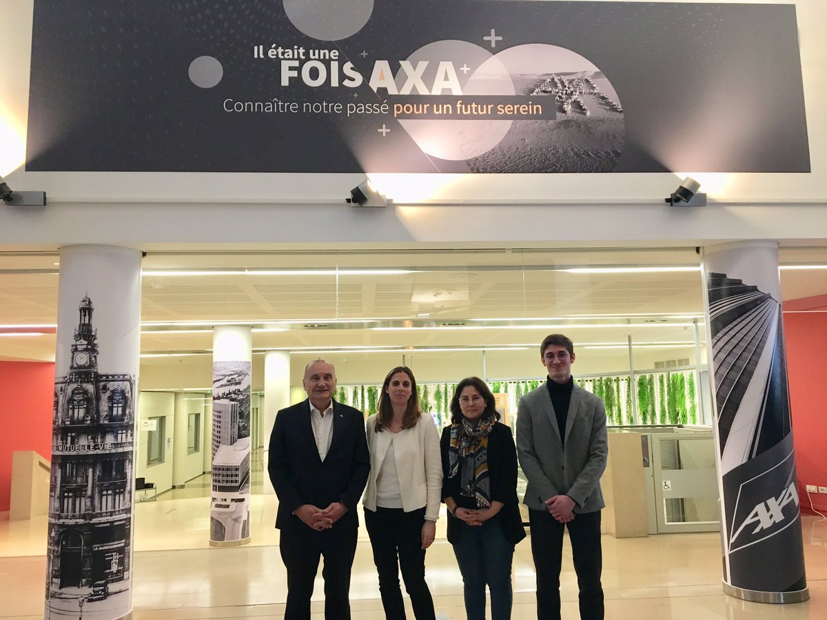 Jacques2Peretti's tweet photo. Connaître notre passé pour bâtir un futur serein, très belle exposition « Il était une fois #AXA » qui retrace l’histoire de notre Groupe et illustre,  au travers des époques, notre ambition commune. https://t.co/bYDqeMwvGz