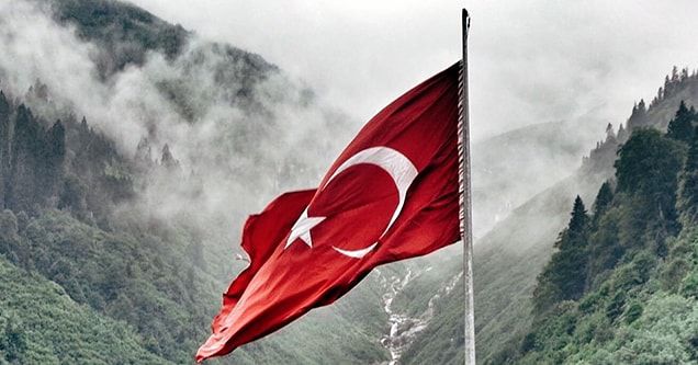 idlib’de şehit olan kahraman askerlerimize Allah’tan rahmet, yaralı askerlerimize acil şifalar diliyoruz.