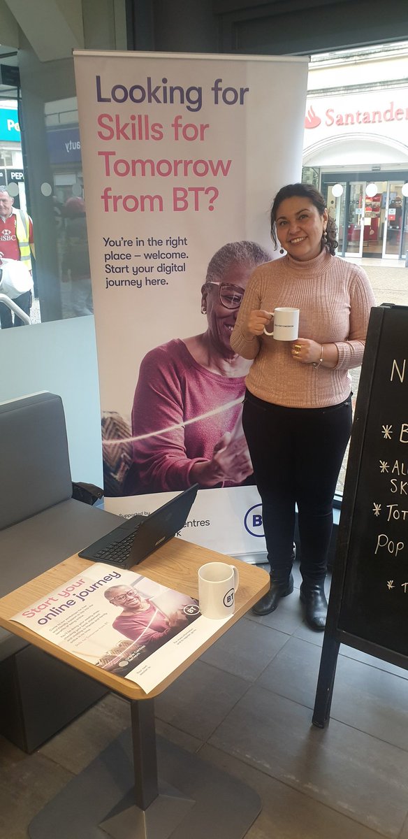 Here we are in <a href="/EE/">EE</a>  helping local people to get #digitalskills with <a href="/BTGroup/">BT Group</a> and <a href="/UKOnlineCentre/">UK Online Centres</a> <a href="/goodthingsfdn/">Good Things Foundation</a>. People from #Weston pop in to start your online journey with us.