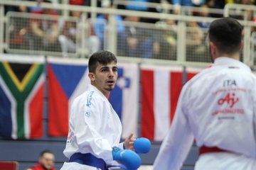 View image on Twitter