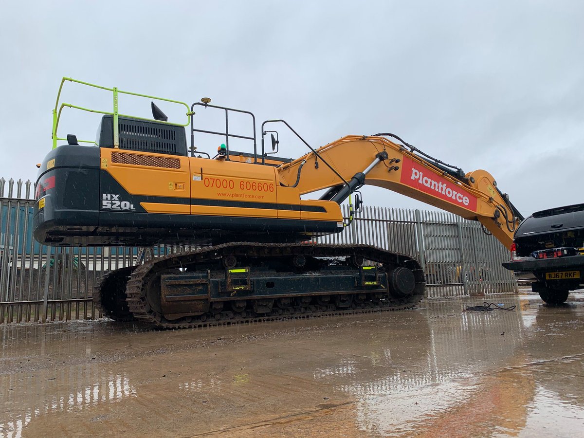 Plantforce Rentals (@plantforcehire) on Twitter photo The rain is back! still no time for resting here the <a href="/sccs/">Susan Shelton</a> team fully installing a Hyundai HX520 with <a href="/LeicaGeo_UKI/">Leica Geosystems UK & Ireland</a> 3D GPS kit ready for a key customer on Monday..
#Leica #GPS #Hyundai #Digger #Construction #Excavator #Rain #Friday The rain is back! still no time for resting here the <a href="/sccs/">Susan Shelton</a> team fully installing a Hyundai HX520 with <a href="/LeicaGeo_UKI/">Leica Geosystems UK & Ireland</a> 3D GPS kit ready for a key customer on Monday..
#Leica #GPS #Hyundai #Digger #Construction #Excavator #Rain #Friday