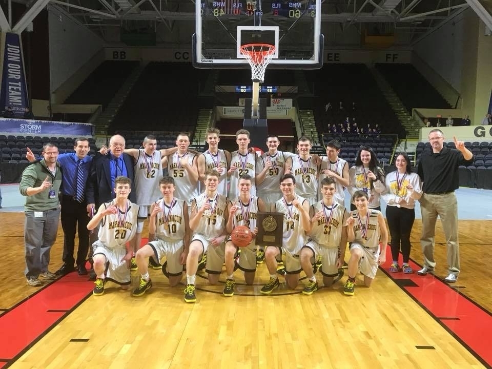 MaranacookAD's tweet photo. Just in case you’ve been living under a rock...Class B Boys State Final is tonight at 8:45pm at the Cross Insurance Center in Bangor. https://t.co/3XkoeaKPX7
