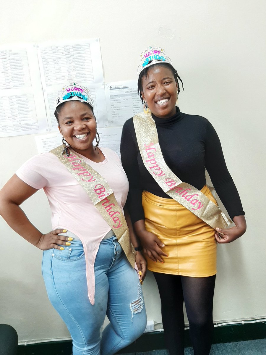 Itu (@leader_itu) on Twitter photo Every month-end Friday we celebrate birthdays of staff members born in that month! And this month we say happy birthday to @thulisiwenkats1 and <a href="/yandi_makels/">Yandiswa Makeleni</a> !
Happy birthday comrades🌻🥰✊
<a href="/equal_education/">Equal Education</a> #humansofEE Every month-end Friday we celebrate birthdays of staff members born in that month! And this month we say happy birthday to @thulisiwenkats1 and <a href="/yandi_makels/">Yandiswa Makeleni</a> !
Happy birthday comrades🌻🥰✊
<a href="/equal_education/">Equal Education</a> #humansofEE