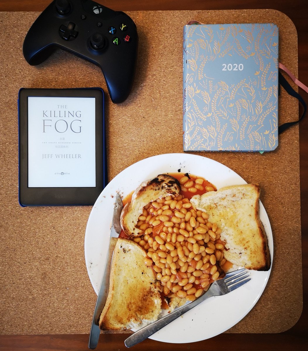 BookEndsBiscuit's tweet image. Sick day is a great excuse for beans on toast and a good read #amreading #amill