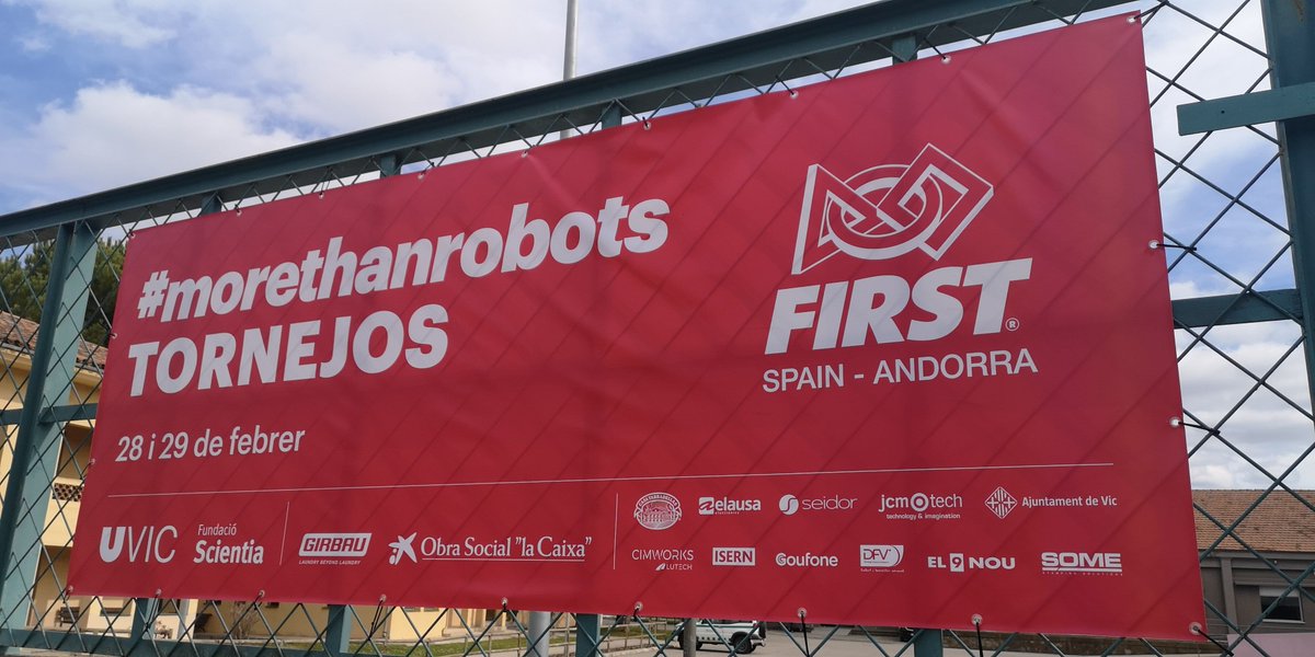 Cimworks_es's tweet photo. ¡Ya estamos aquí! #FIRSTTechChallenge #morethanrobots #FLL #FTCSpain #FTCUvic https://t.co/tzEEZXWHOC