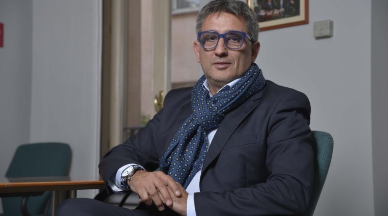 Per_Industriali's tweet photo. “Completare e attuare in sinergia con le altre categorie aderenti alla Rete la riforma della professione tecnica”. 

L’intervista al nuovo pres #Cnpi @espogiovi su @ItaliaOggi 
https://t.co/rKUFlwB2tr https://t.co/jZxOFLi9kN