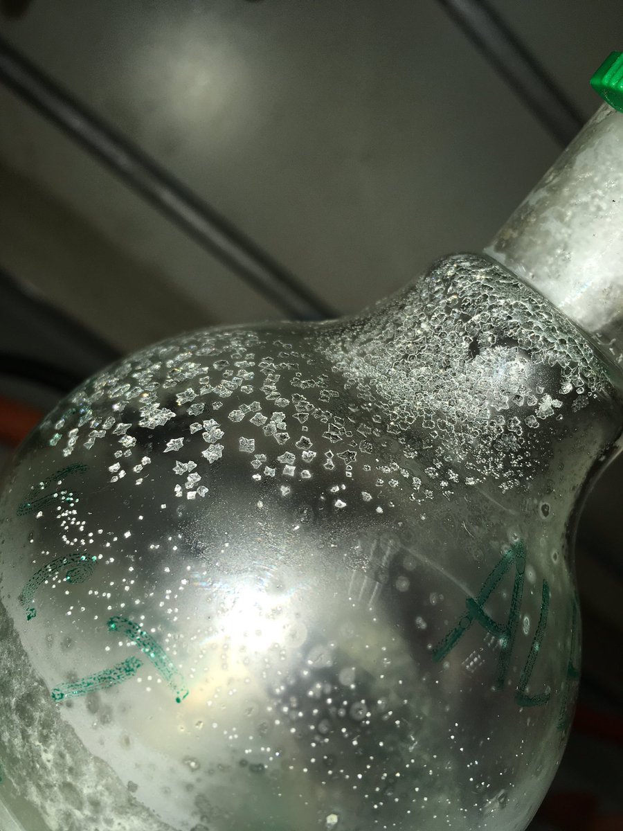 KarlottavRees's tweet photo. Beautiful crystals formed during teaching lab experiment #teaching #demonstrator #phd #chemistry #RealTimeChem #university #edinburgh https://t.co/osUXLj027j