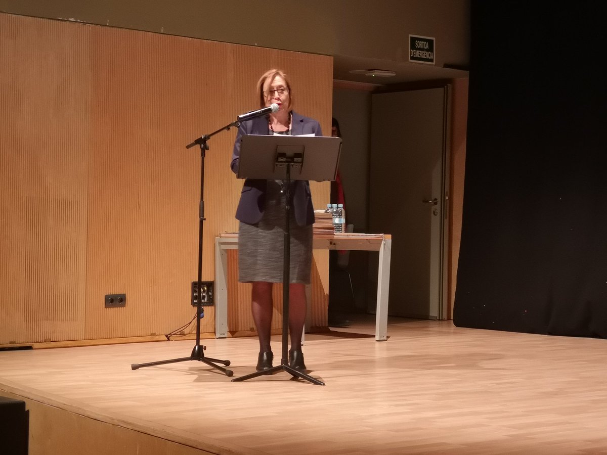 Parlament dels representants del professorat de primària, secundària, Serveis Educatius i PAS a l'acte de reconeixement als professionals jubilats i jubilades curs 18-19 <a href="/educaciovoc/">Serveis Territorials Vallès Occidental</a>