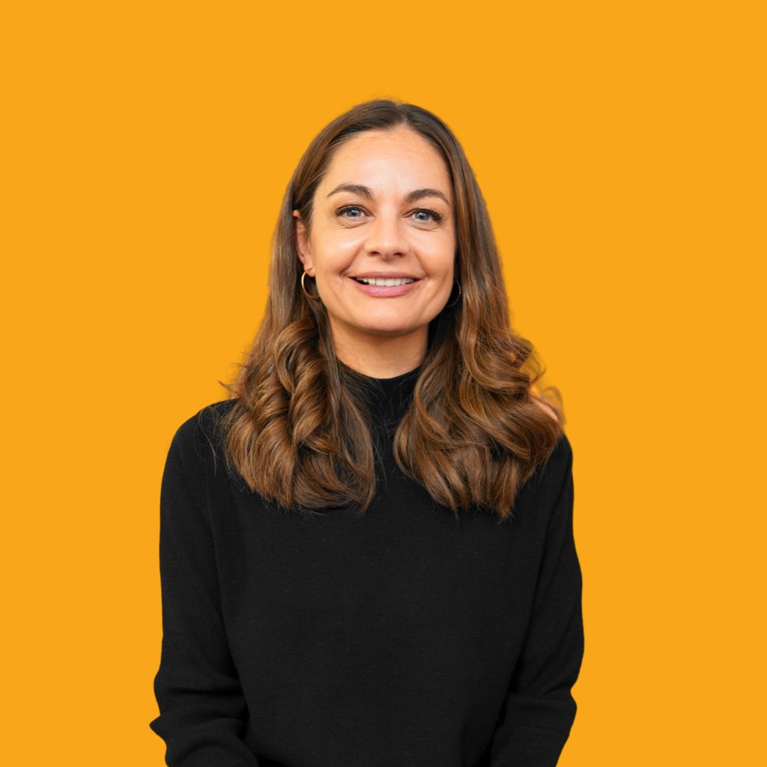 ThisisRiverside's tweet photo. TONIGHT at 6pm #RiversideReports on https://t.co/VYuffiQSpI or your Smart Speaker - the latest local news including...

✈️ Leader of @wandbc on blocking Heathrow expansion plans

😷 How are local schools dealing with #Coronavirus? 

👩‍🦰@LibDems candidate for Mayor @SiobhanBenita https://t.co/lnJi3F40CE