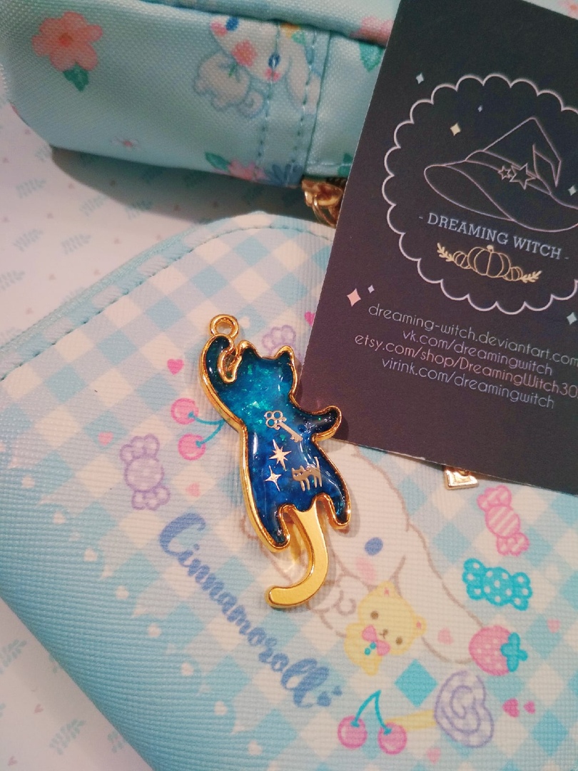 DreamingAnya's tweet photo. 🍀#DIY #handmade #UVレジン #bezel #openbezel #craftholic #craft #uvcraft #handmadeaccessory #resinart #uvresin #resincraft https://t.co/AJXWrE8Eih