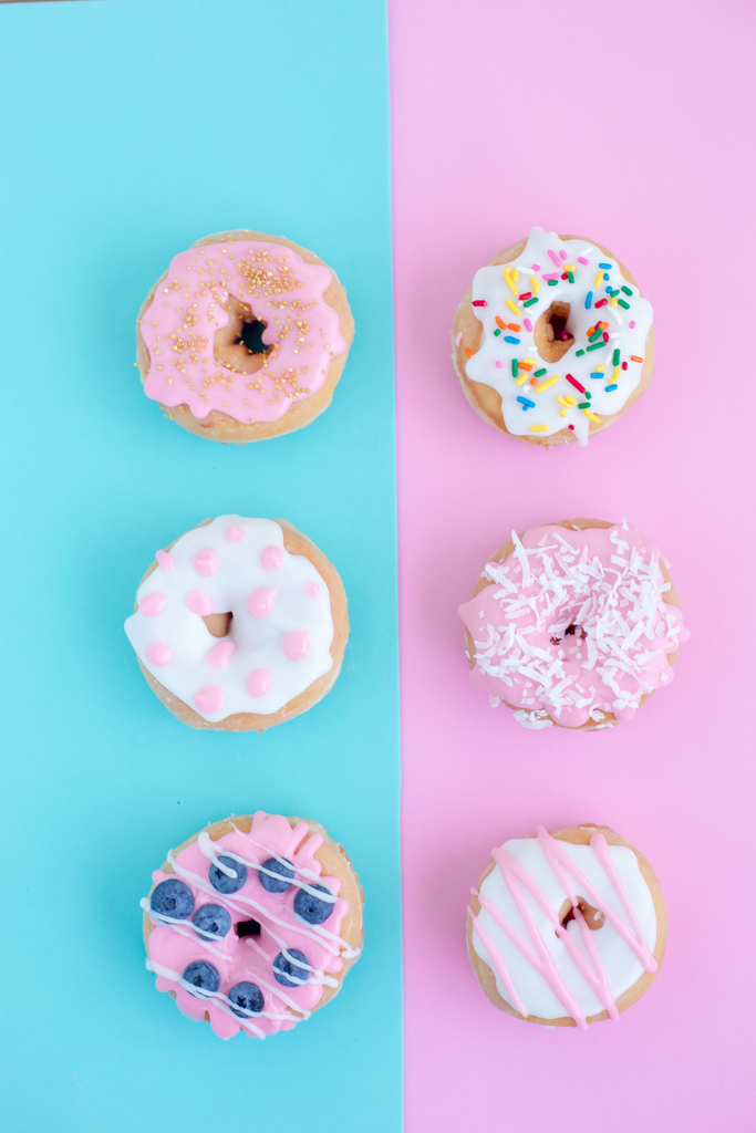 dropdrinks's tweet image. Abs are cool... but this six-pack looks better. 🍩😋

Pair these treats with your fave Drop Drinks flavor! 👍

#DropDrinks #colorful #donuts #abs #sprinkles