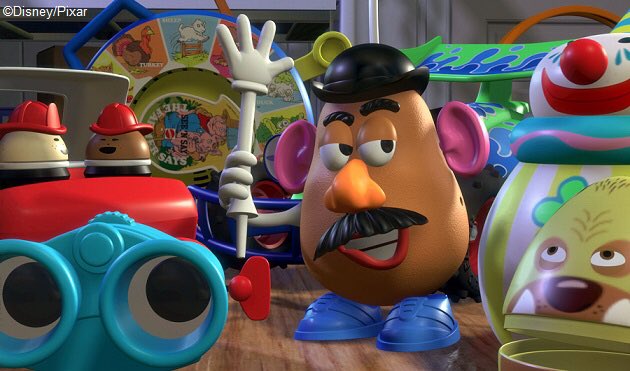 アンク 金曜ロードshow 公式 ミスター ポテトヘッド じゃがいもが頭となっているおもちゃで 目や耳などのパーツが取り外し可能 皮肉屋にしてロマンチスト 吹き替えは俳優の名古屋章さんです トイストーリー ウッディ バズ ピクサー アンク 金曜ロードshow 公式 ミスター ポテトヘッド じゃがいもが頭となっているおもちゃで 目や耳などのパーツが取り外し可能 皮肉屋にしてロマンチスト 吹き替えは俳優の名古屋章さんです トイストーリー ウッディ バズ ピクサー