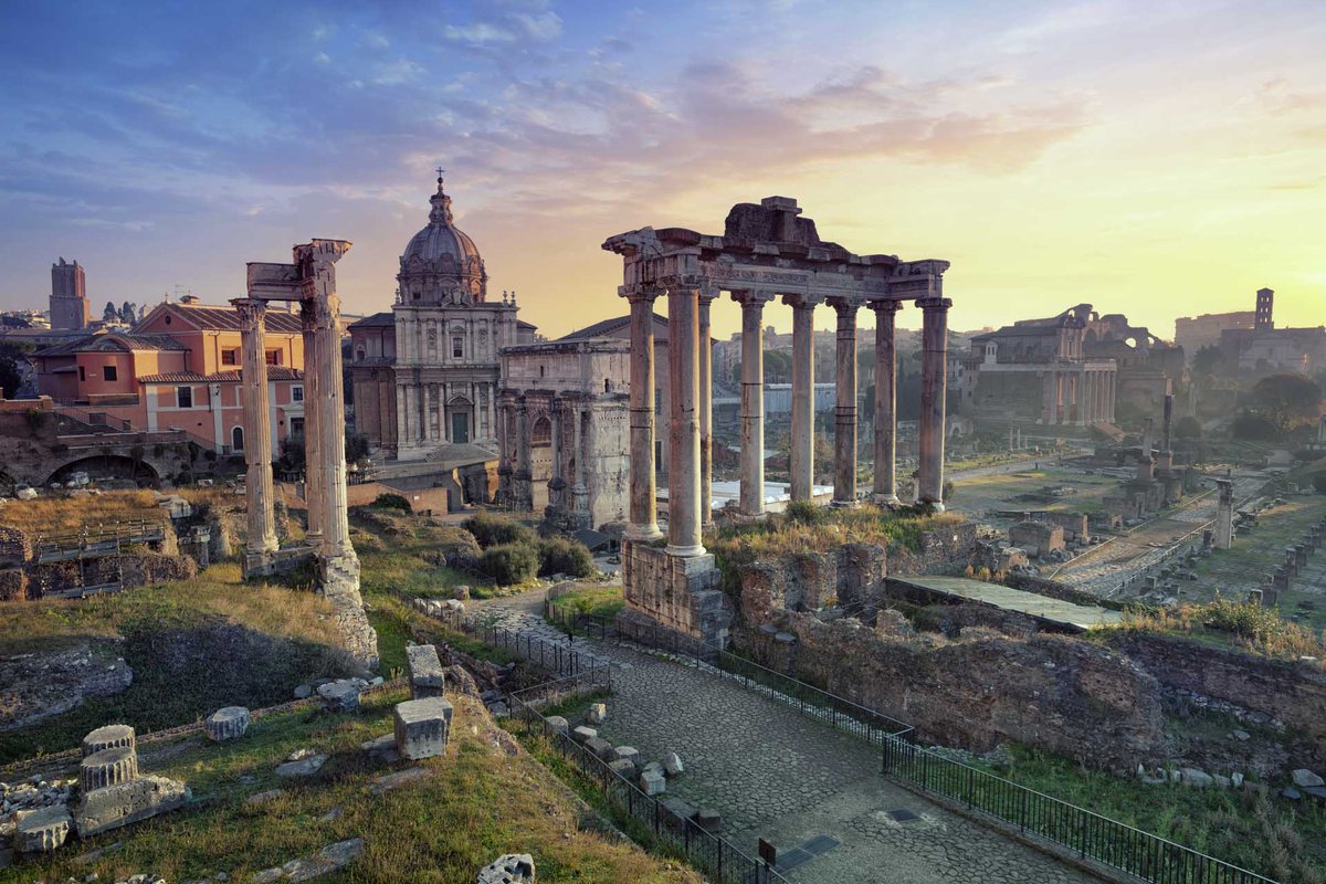 1voytec's tweet image. Rome, Italy, after being hit by coronavirus. Half of the city is in ruins. Sad day... #COVID2019