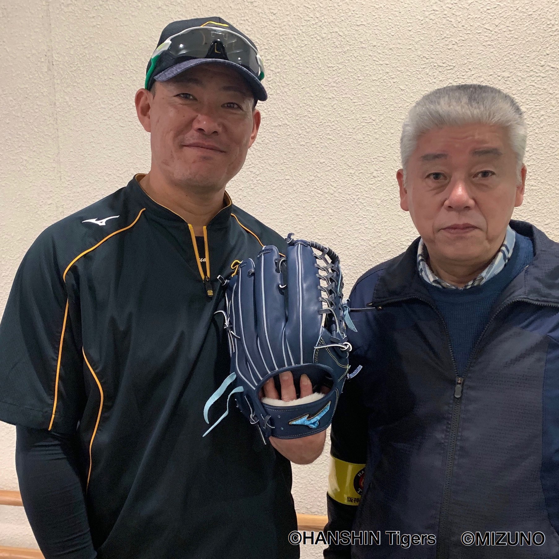 硬式グローブ 黒 阪神福留選手グラブ ミズノベースボール on X: 