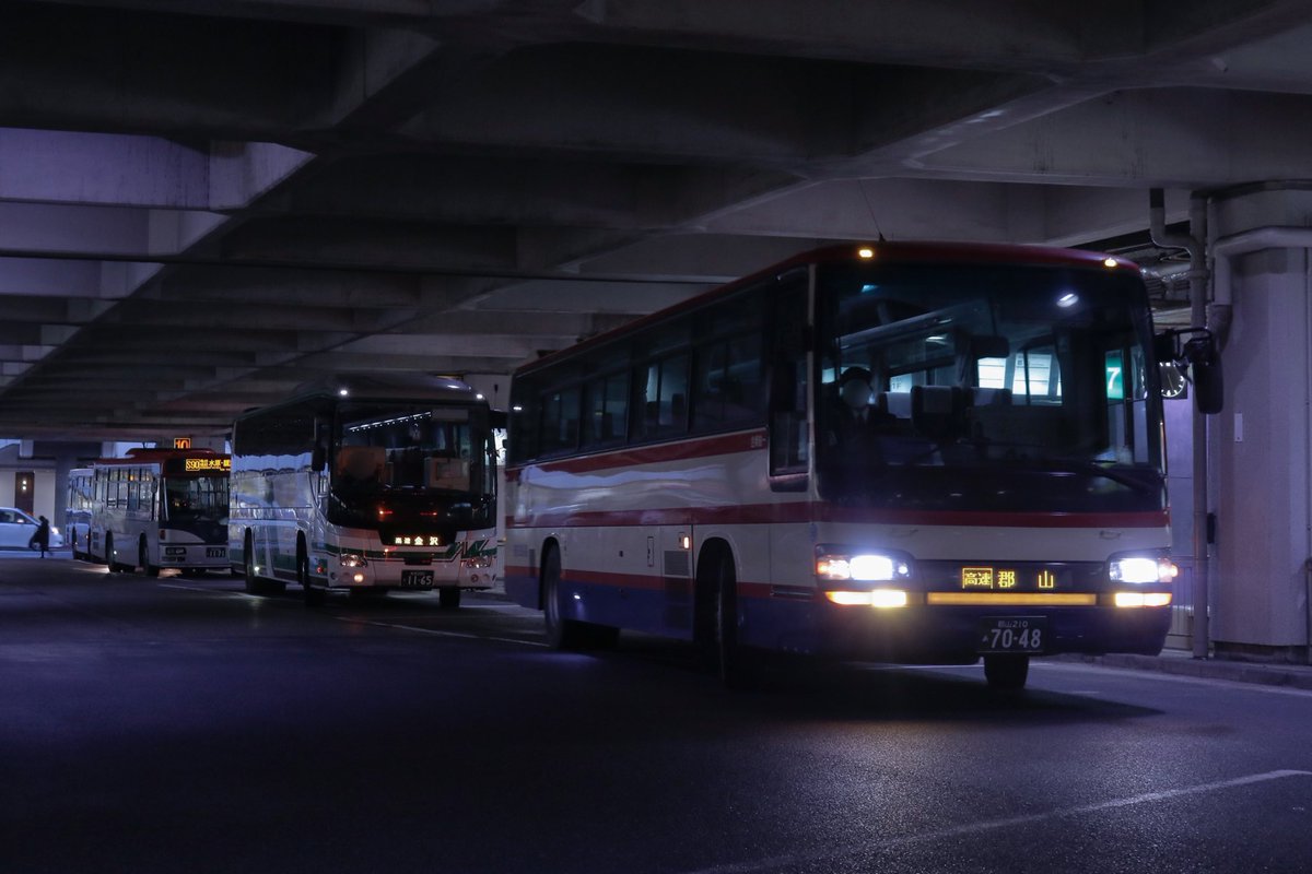 あめぼうず على تويتر 02 28 新潟 郡山線 福島交通 7048 京王バスから移籍 Kl Ru4fsea 日野 セレガr 新潟線には珍しく 日野のバスが来ました