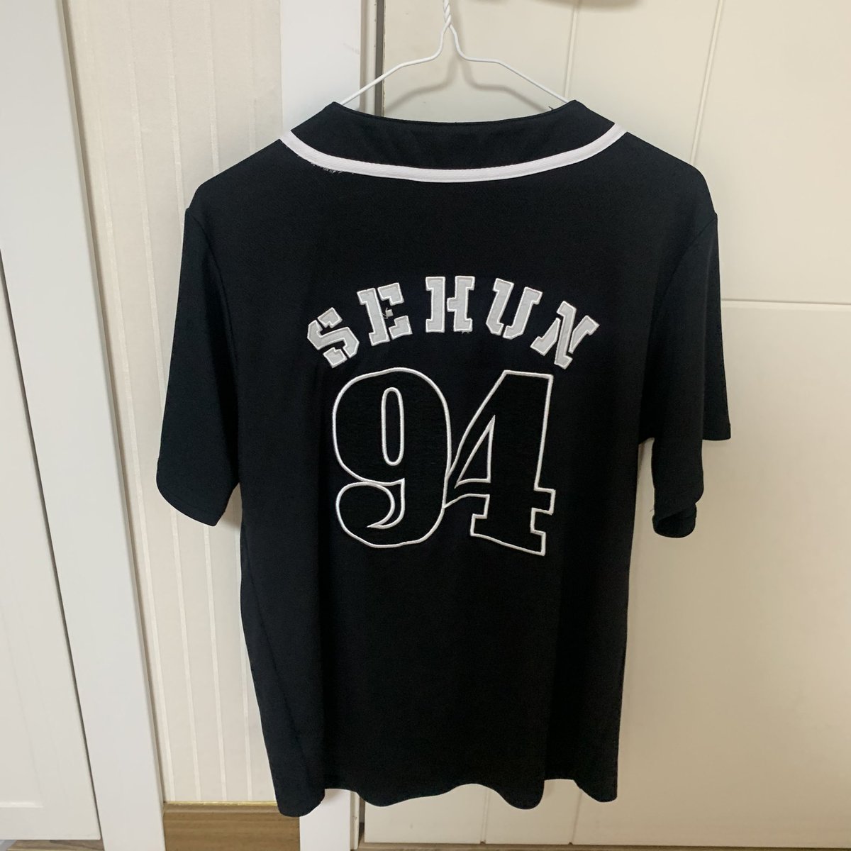 wogml112's tweet photo. 세훈 한국 일본 유니폼 일괄양도 합니다

자세한건 타래로

#엑소 #exo #세훈 #sehun #양도 https://t.co/28FKq9FbNi