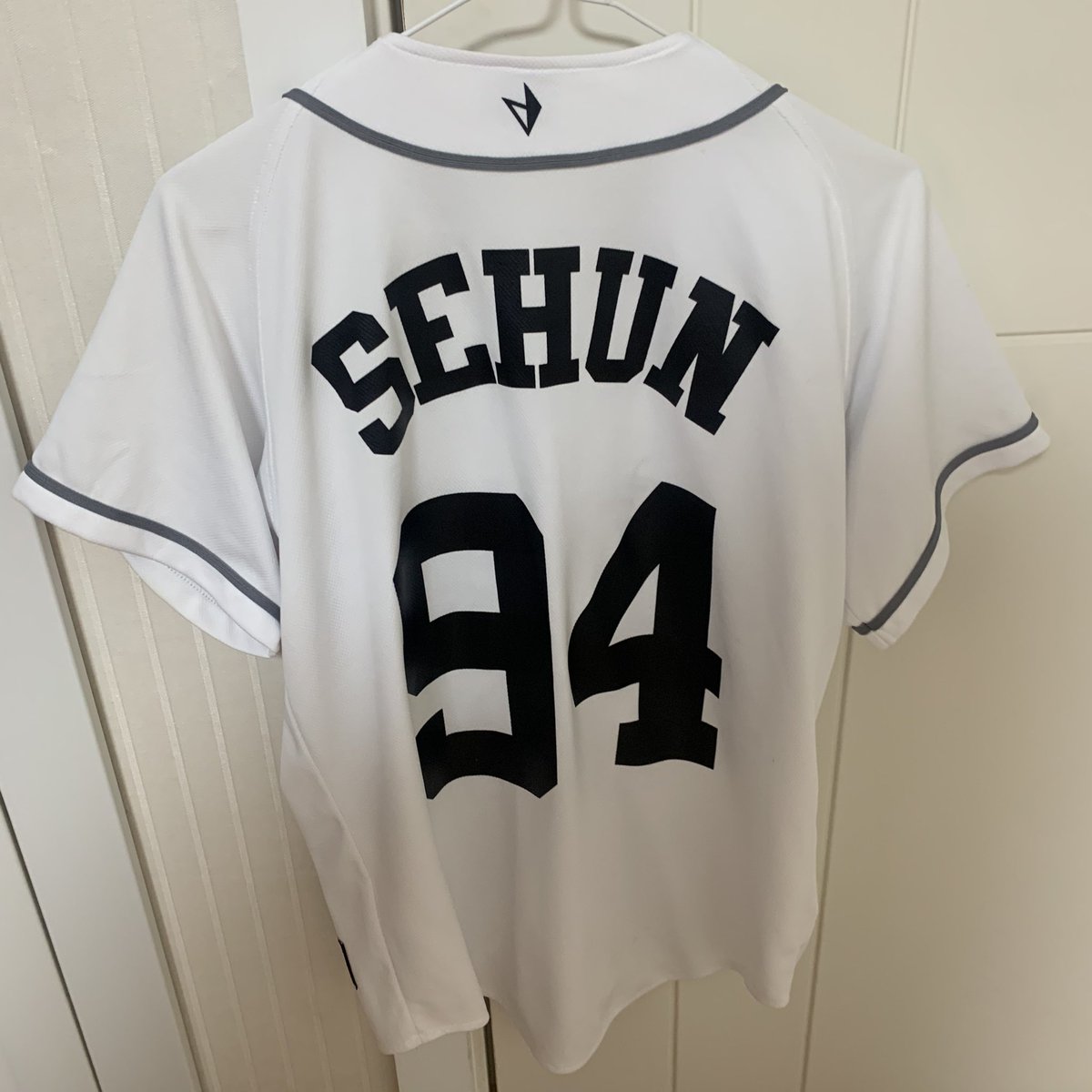 wogml112's tweet photo. 세훈 한국 일본 유니폼 일괄양도 합니다

자세한건 타래로

#엑소 #exo #세훈 #sehun #양도 https://t.co/28FKq9FbNi
