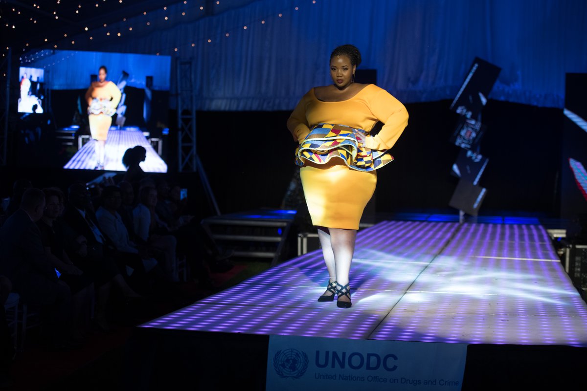 Fashion show👗👒👚👝👡<a href="/UN/">United Nations</a> in #Nairobi - 25 girls from 2 rehabilitation &amp; reintegration centers for adolescent girls in conflict with the law showcased fashion designs they have created during vocational skills &amp; entrepreneurship training.

#designingdreams

©Allan Gichigi