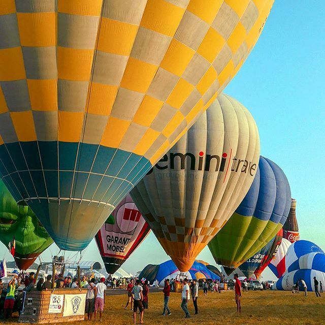 philballoonfest's tweet photo. 2 days left and we will announce the lucky winner. Remember you will need an entrance ticket to qualify for the raffle . Good luck everyone! 🎪✨🙈🎏 #flyingcarnival2020 #hotairballoon #hotairballoonfestival #pihabf https://t.co/eSuEh9kJ3s https://t.co/FYOI5KPI4e