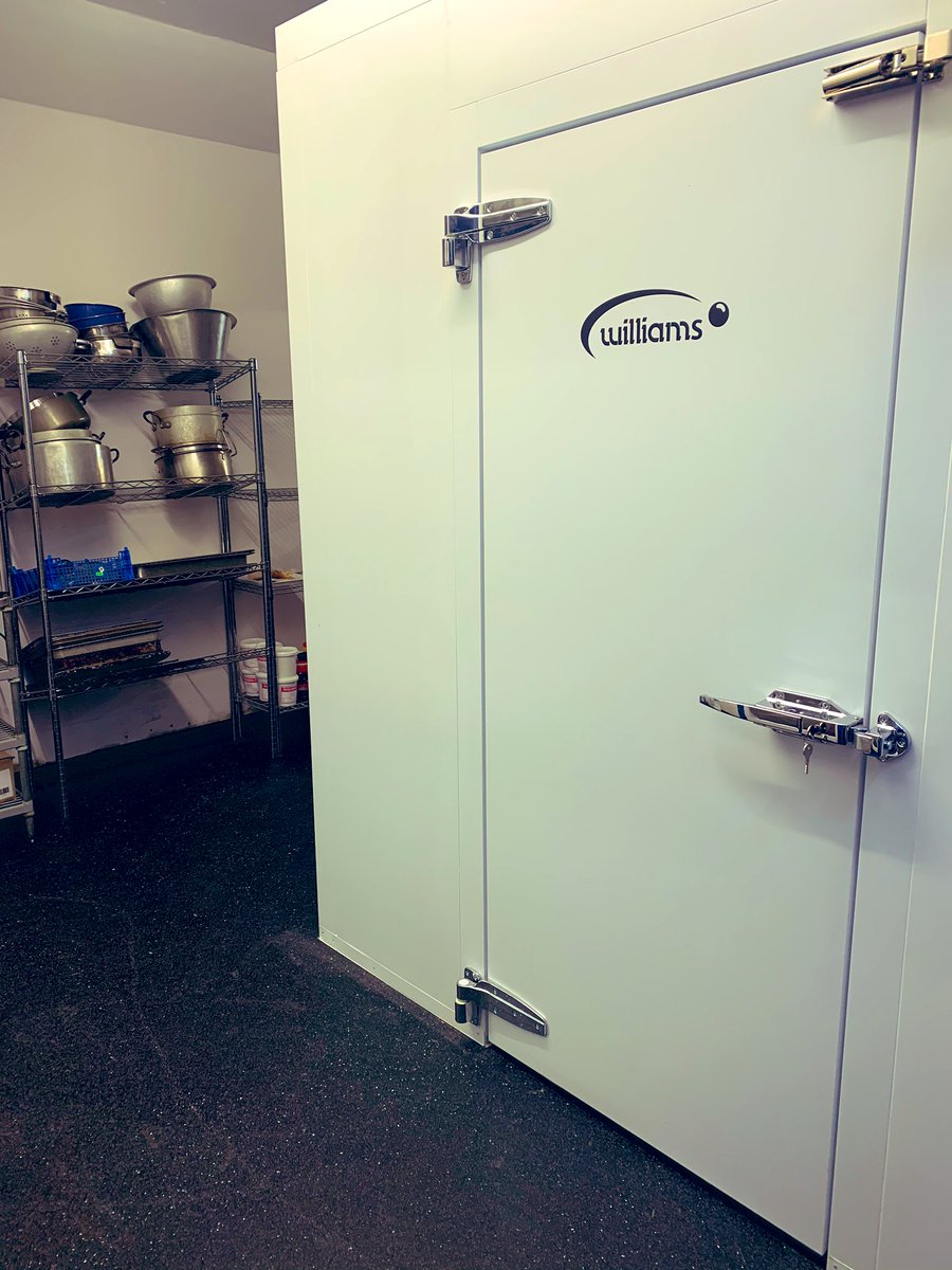 Prois6's tweet image. Fully stocked new Coldroom from @WilliamsRef for a busy weekend service @FarlamHall , huge difference to the room with lovely charcoal flooring carried out by Contract Flooring Cumbria. Get down to Sample the fantastic food by Chef Steven Pott!