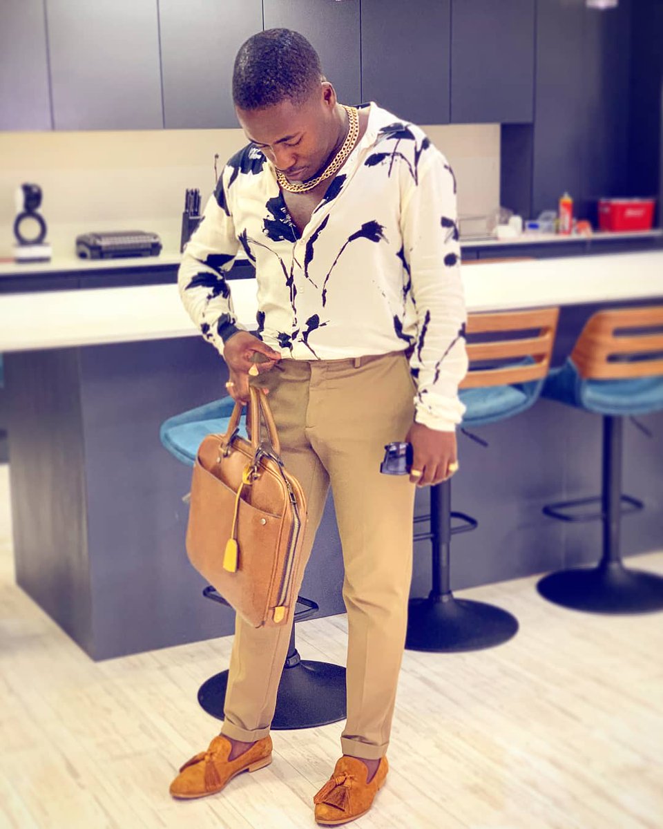 alphy_Tsotetsi's tweet image. #TGIF  🇿🇦 💎 🌈
#BLACKQUEERMAGIC 💯 
#blackmenwithstyle 🌟 🤴🏾 🌟
#fineSothoman 💎