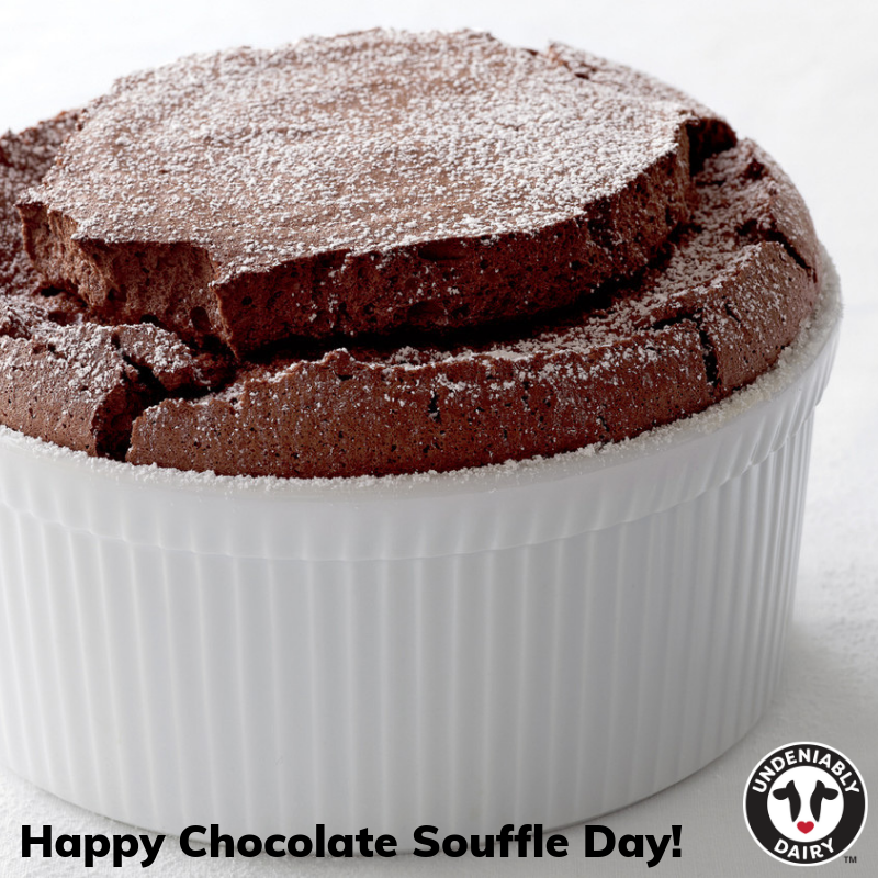 dairyleaders's tweet photo. Chocolate souffle is a dessert from France that uses egg yolks, beaten egg whites and unsalted butter to make the texture of this dish “puffy.” Try one for yourself: https://t.co/5v9DL4D3gm 

#ChocolateSouffleDay #DIYDairy #undeniablydairy 🥛 https://t.co/KoSyGEIqU4