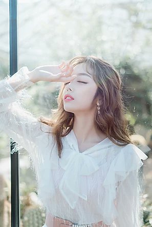 KpopGirlzBands1's tweet image. Nuevo grupo de chicas #LabelUp de la empresa #YedamEnt que debutarán este año con el single 'Beautiful Tomorrow'

Redes sociales:

instagram.com/labelup_offici…

facebook.com/labelup.yd/

#Jena #Coca #Rian