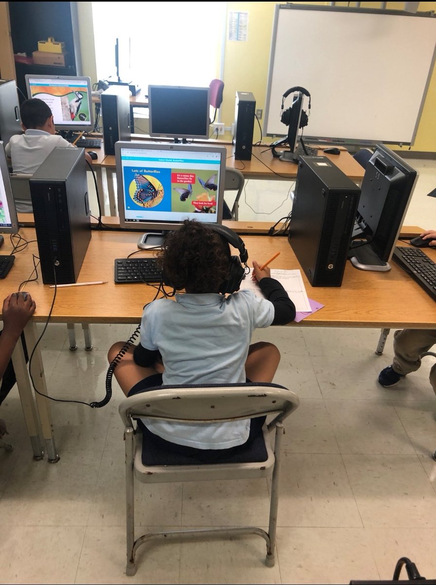 PIEpelicans's tweet image. For #DLDaySDIRC, Mrs. Muth’s 1st grade class researched animals that live on or visit our school’s campus and that animal’s habitat (food, water, shelter, space) online. Next, they will present their research they’ll be posted on Mrs. Muth&apos;s Class Dojo page. #SPARK_IT