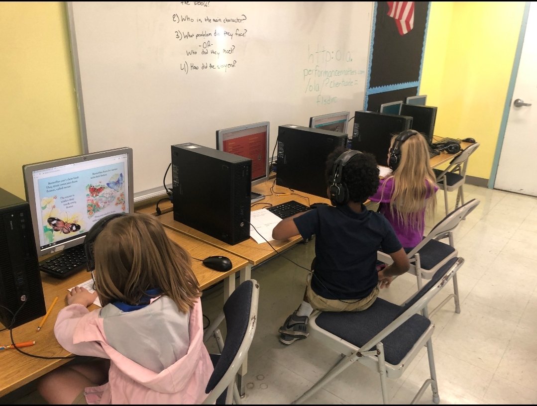 PIEpelicans's tweet image. For #DLDaySDIRC, Mrs. Muth’s 1st grade class researched animals that live on or visit our school’s campus and that animal’s habitat (food, water, shelter, space) online. Next, they will present their research they’ll be posted on Mrs. Muth&apos;s Class Dojo page. #SPARK_IT